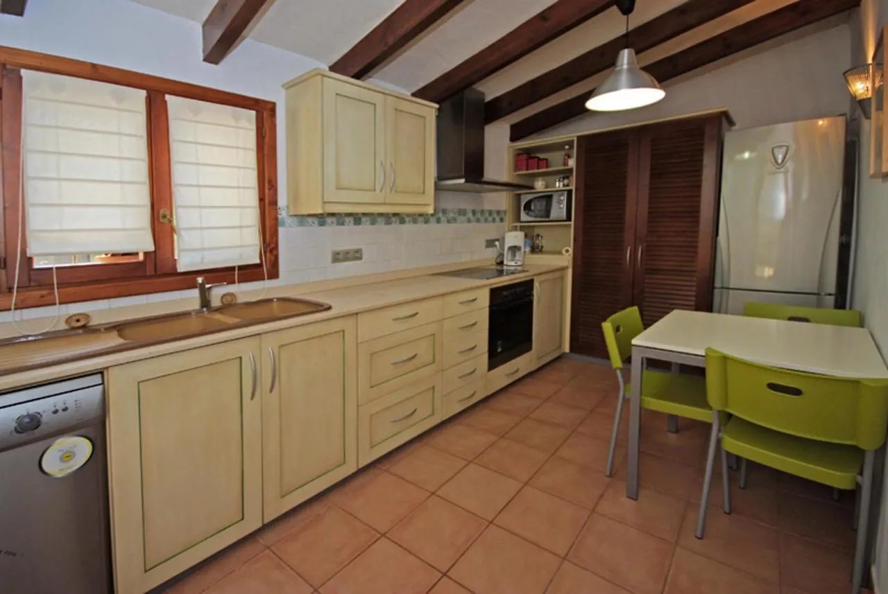 Cadernera Villa Búger Spanien